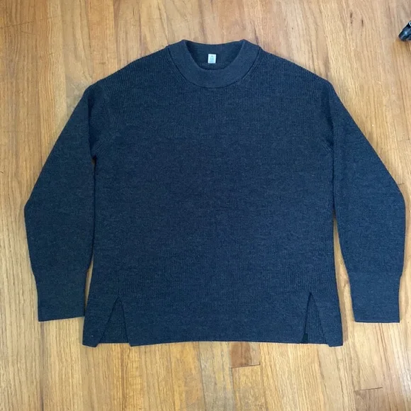 Lululemon Dark Gray Sweater - Picture 5 of 11